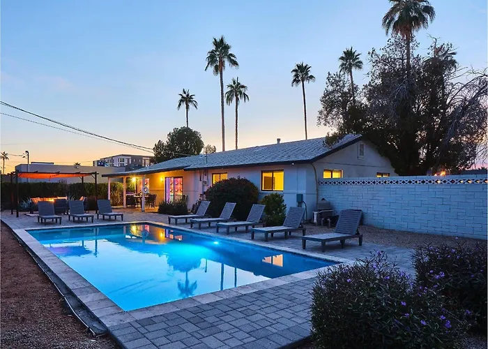 Disco In The Desert - Walk To Old Town Scottsdale